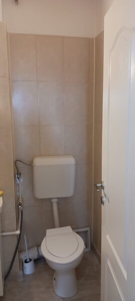 Dristor, Piata Ramnicu Sarat, inchiriere ap. 2 cam dec.,