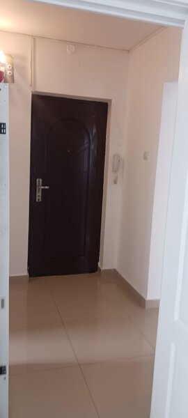 Dristor, Piata Ramnicu Sarat, inchiriere ap. 2 cam dec.,